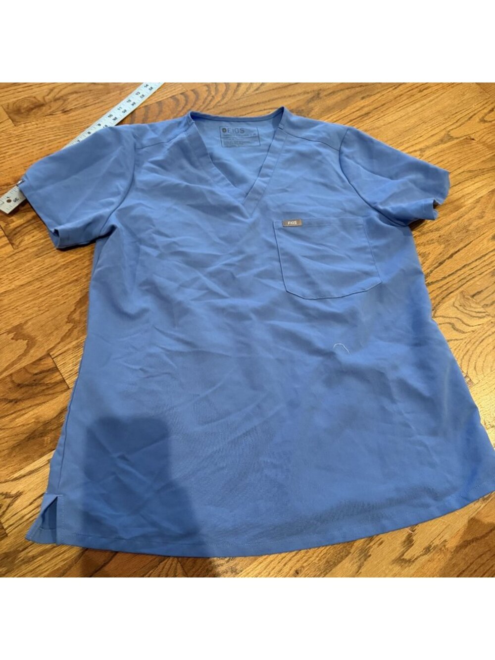 FIGS TECHNICAL COLLECTION WOMENS BLUE MEDIUM SCRUB TOP #5048